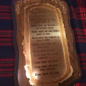 Ten Commandments plaque